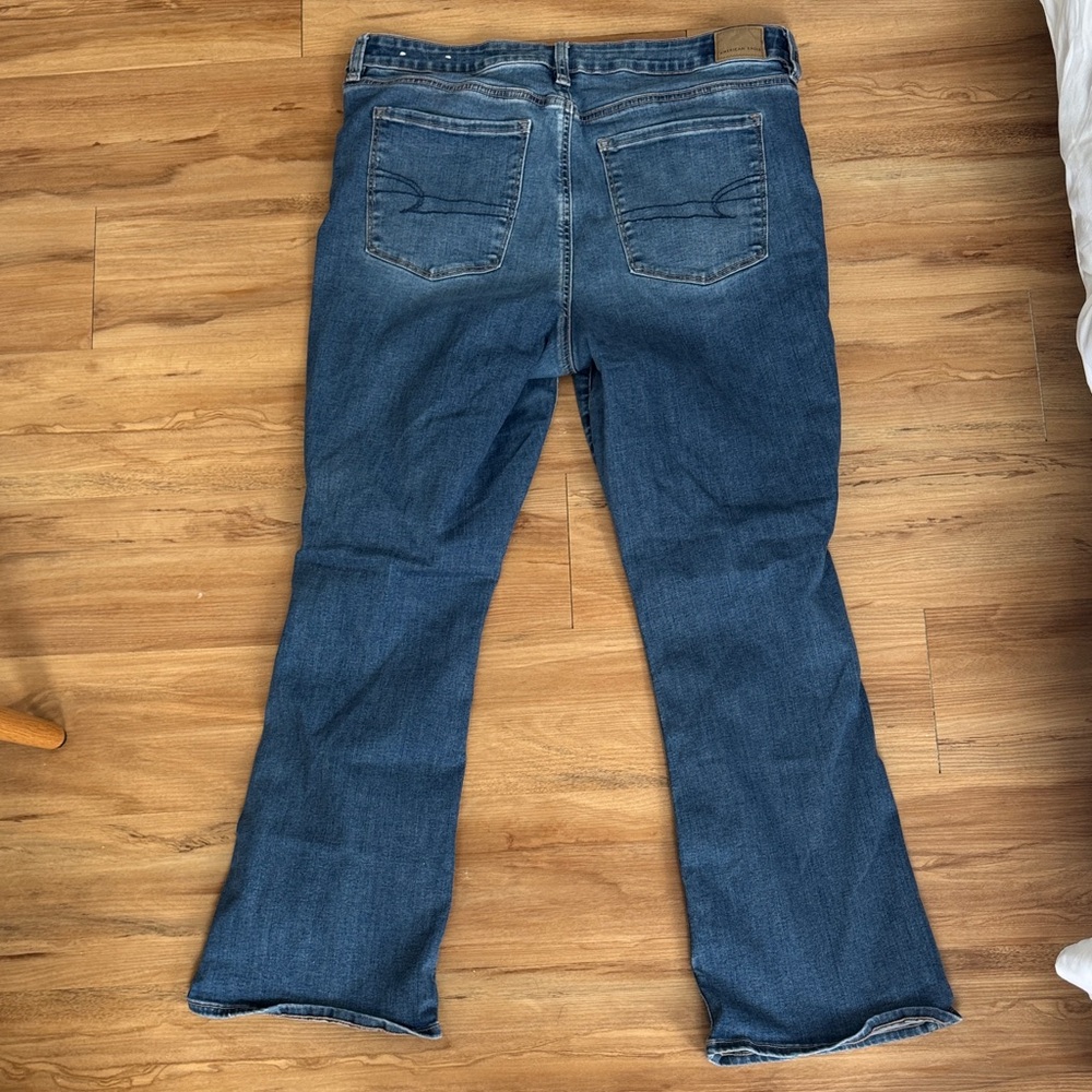 American Eagle Outfitters Bootcut Blue Jeans - Picture 4 of 4